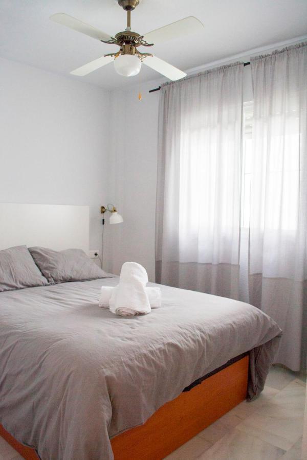 Pedregalejo Apartament Малага Экстерьер фото